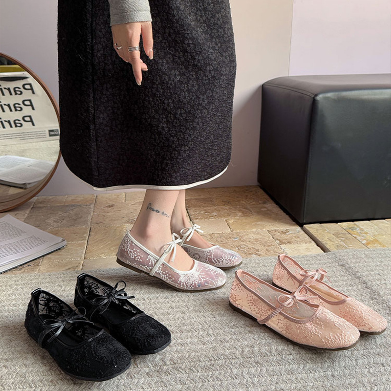 Embroidery Flat Shoes - Damskie delikatne baleriny 2026 Nowe ażurowe,