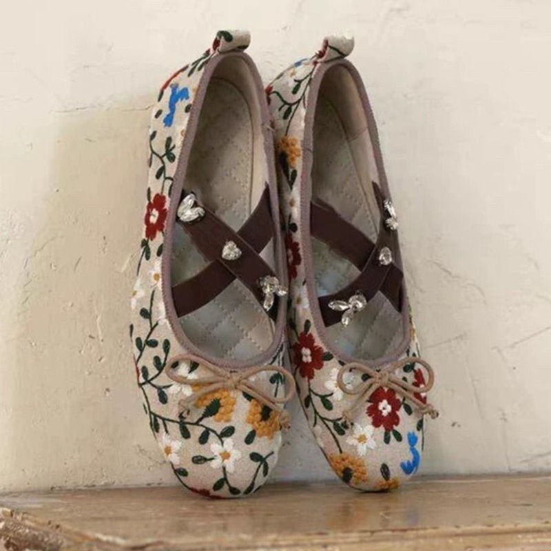Haftowane baleriny damskie z k – Embroidery Flat Shoes recenzja i cena