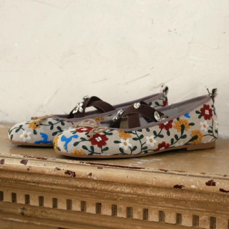 Haftowane baleriny damskie z k – Embroidery Flat Shoes recenzja i cena