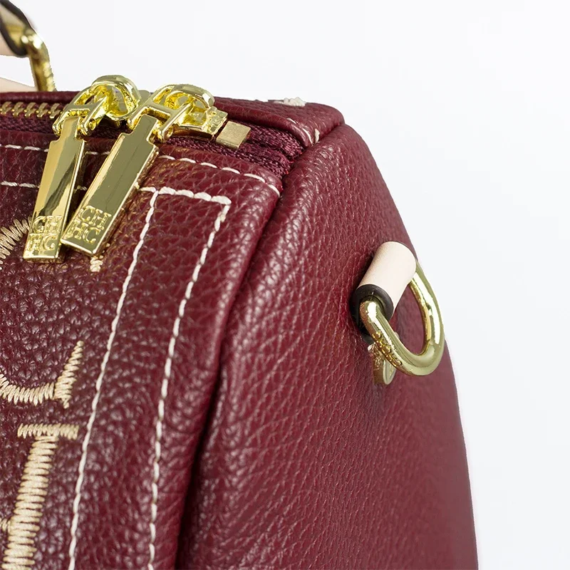 Torba Boston z haftowanymi lit – Embroidery Font recenzja i cena
