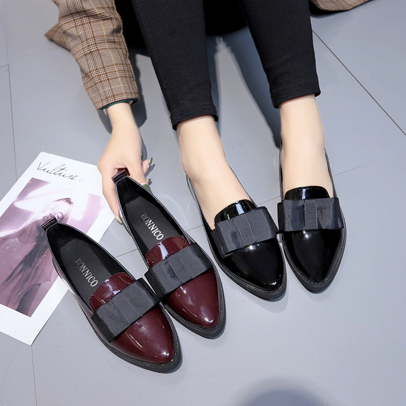 Czarne/Czerwone lakierowane ba – Embroidery Flat Shoes recenzja i cena