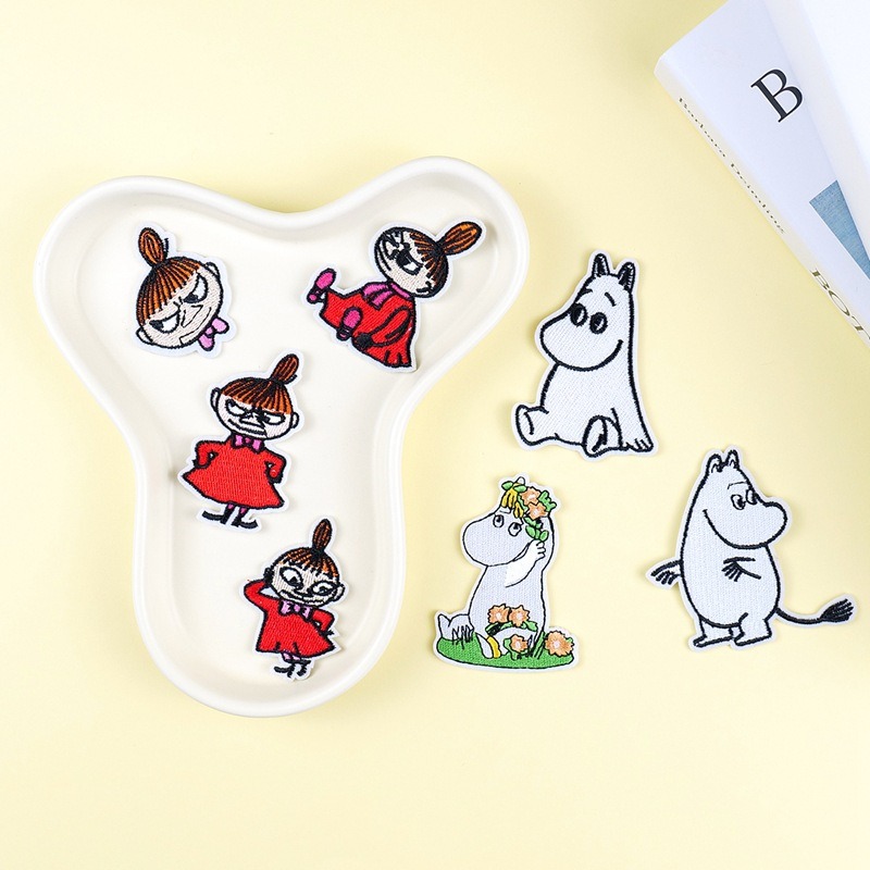 Naszywki z haftowanymi postaci – Embroidery Patches recenzja i cena