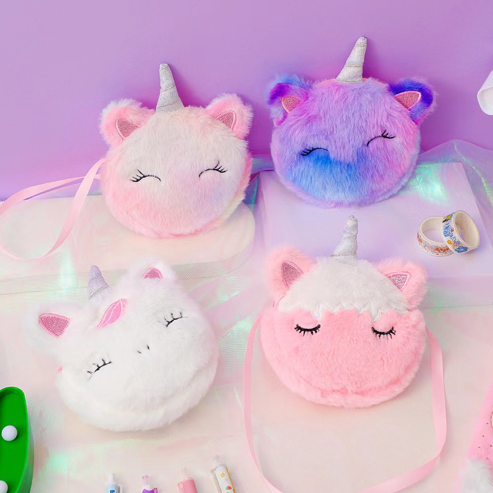 Modna pluszowa torebka na rami – Embroidery Wallet recenzja i cena