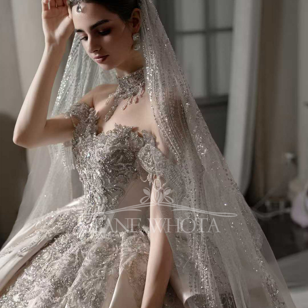 Luksusowa suknia ślubna balowa – Embroidery Roses recenzja i cena