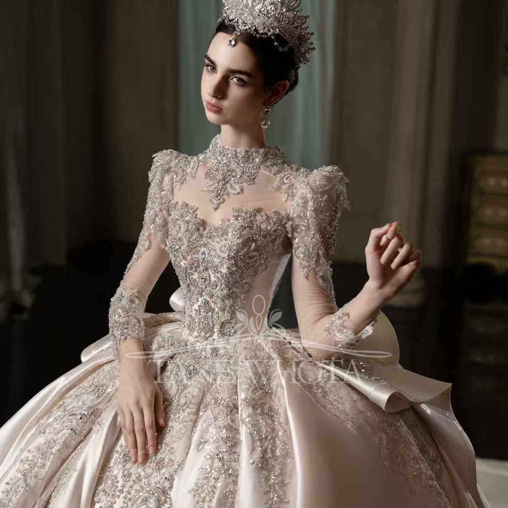 Luksusowa suknia ślubna balowa – Embroidery Roses recenzja i cena