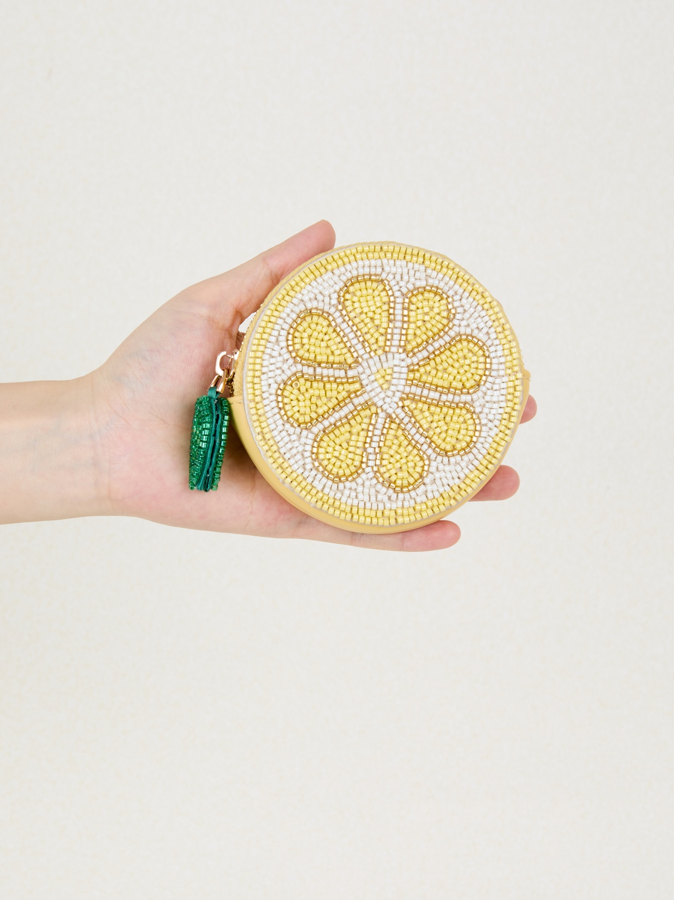 Portfel na monety z haftem i k – Embroidery Wallet recenzja i cena