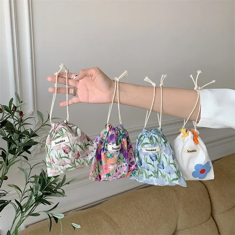 Japoński kwiatowy sznurek port – Embroidery Wallet recenzja i cena