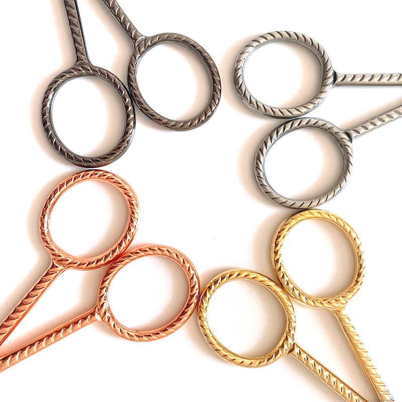 1 sztuk 10cm Mini Vintage noży – Embroidery Scissors Small recenzja i cena